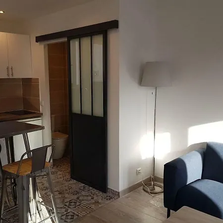 Apartment Magnifique Studio Vue Sur Tour Eiffel 16 Porte Dauphine *